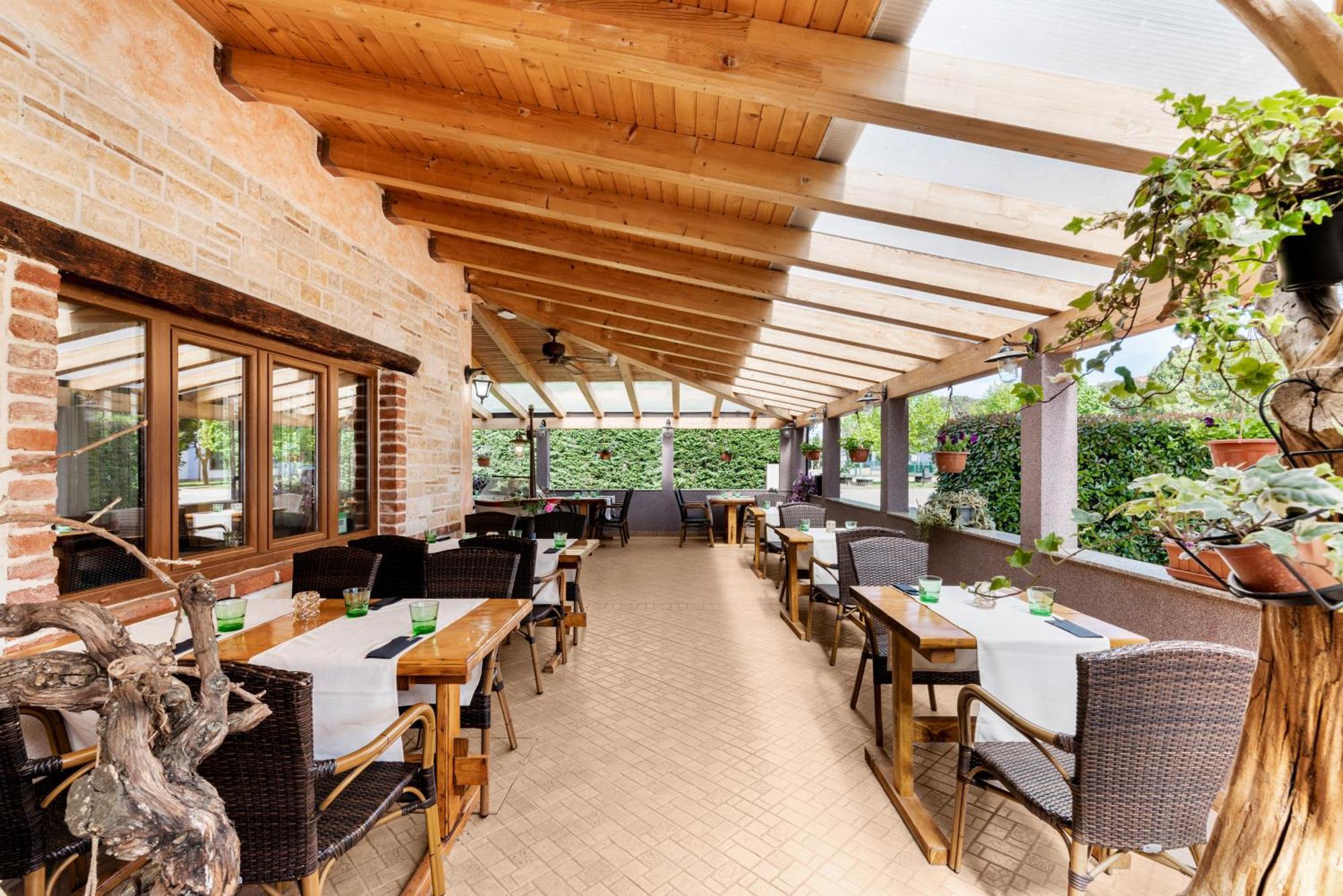Laco De Pelagius Rooms Novigrad Istria Exterior foto