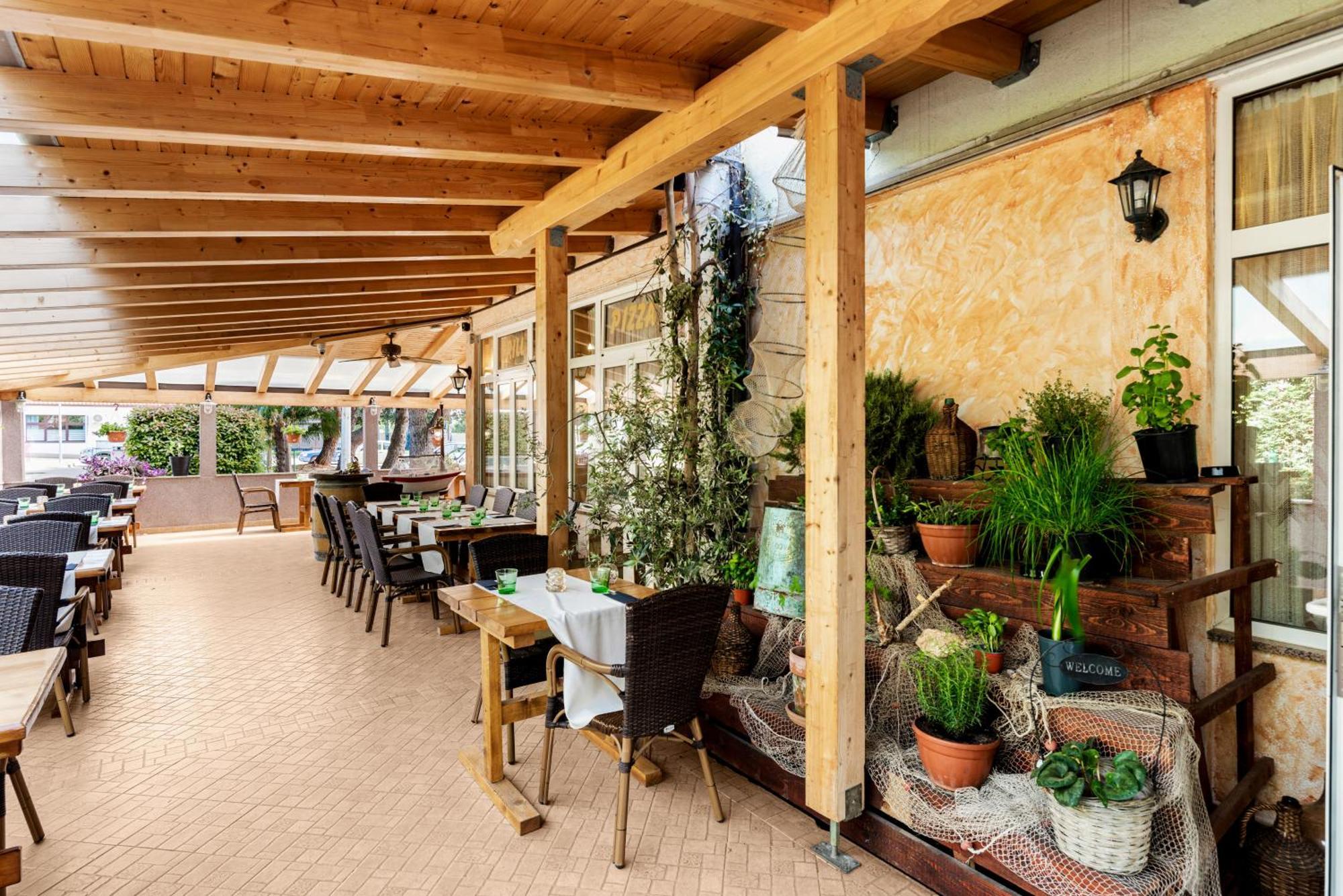 Laco De Pelagius Rooms Novigrad Istria Exterior foto