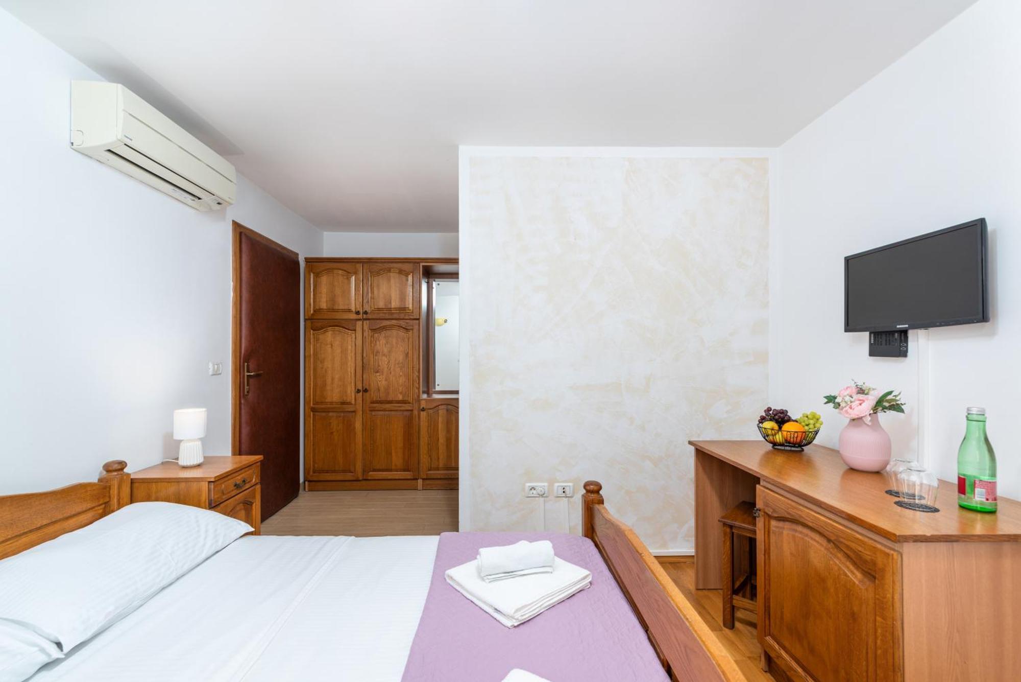 Laco De Pelagius Rooms Novigrad Istria Exterior foto