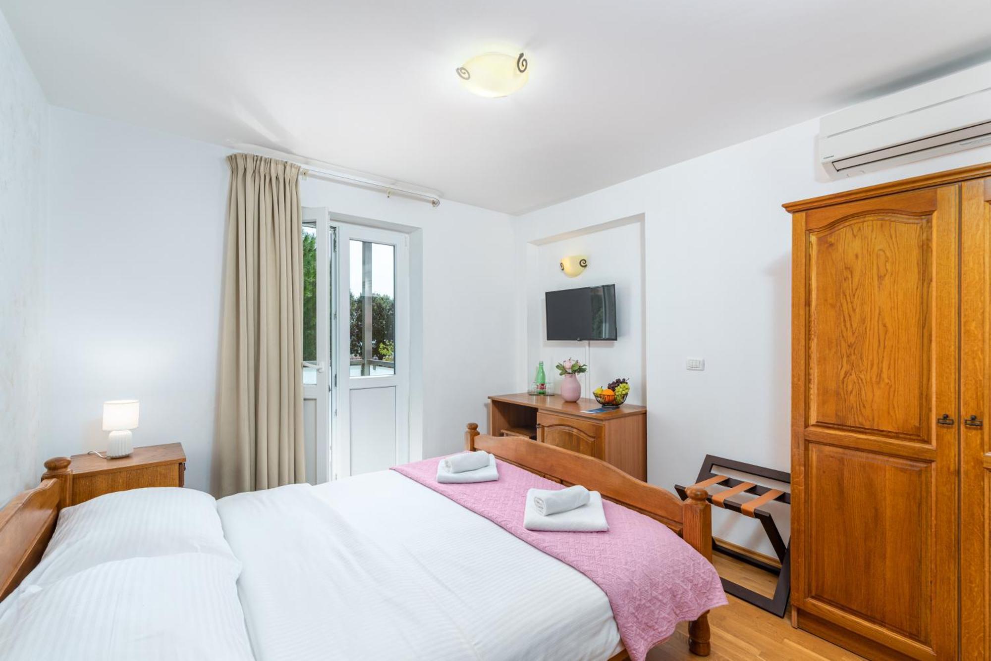 Laco De Pelagius Rooms Novigrad Istria Exterior foto