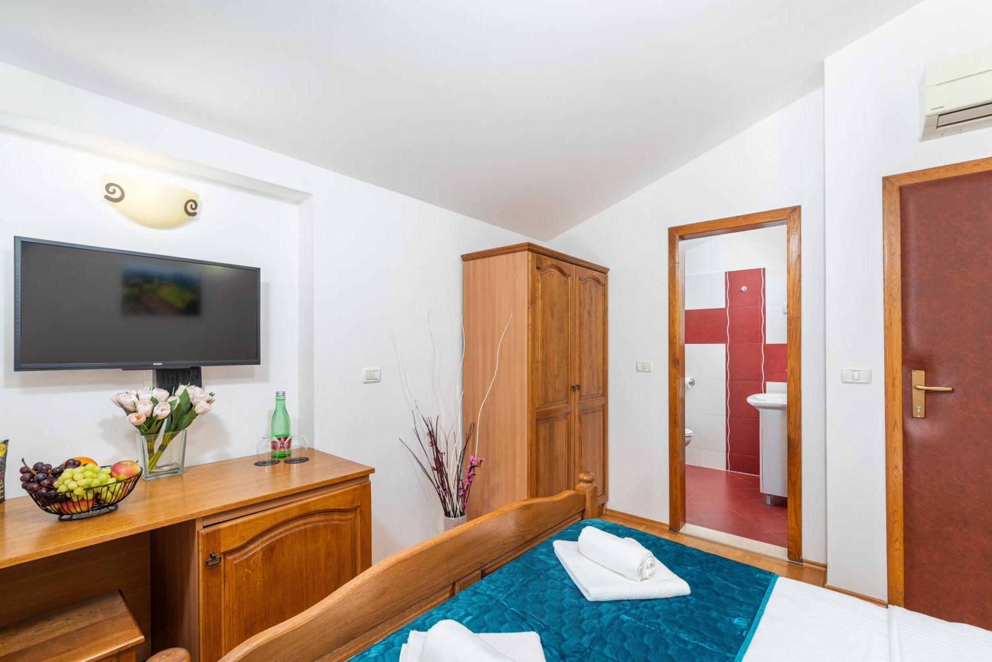 Laco De Pelagius Rooms Novigrad Istria Exterior foto